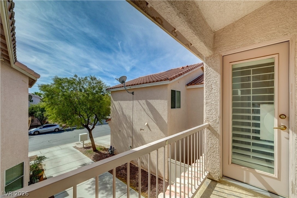 8918 Houston Ridge Avenue - Photo 17