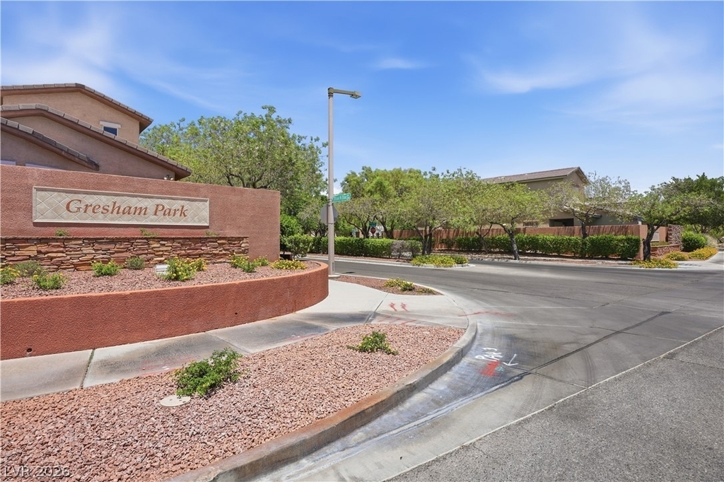 10416 Miners Gulch Avenue - Photo 29