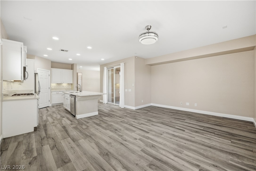 10416 Miners Gulch Avenue - Photo 16