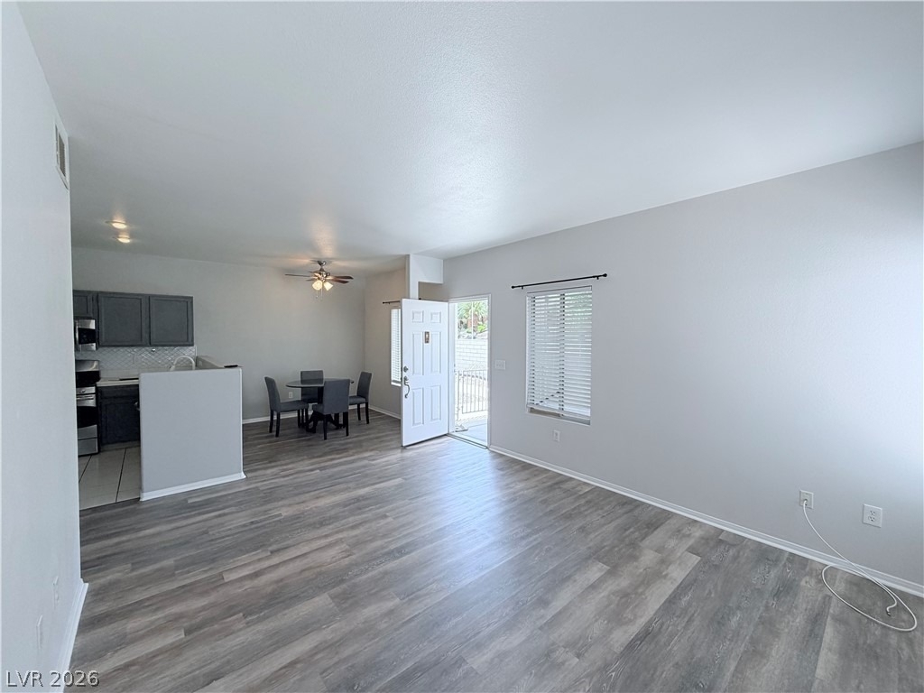 1822 N Jones Boulevard - Photo 5