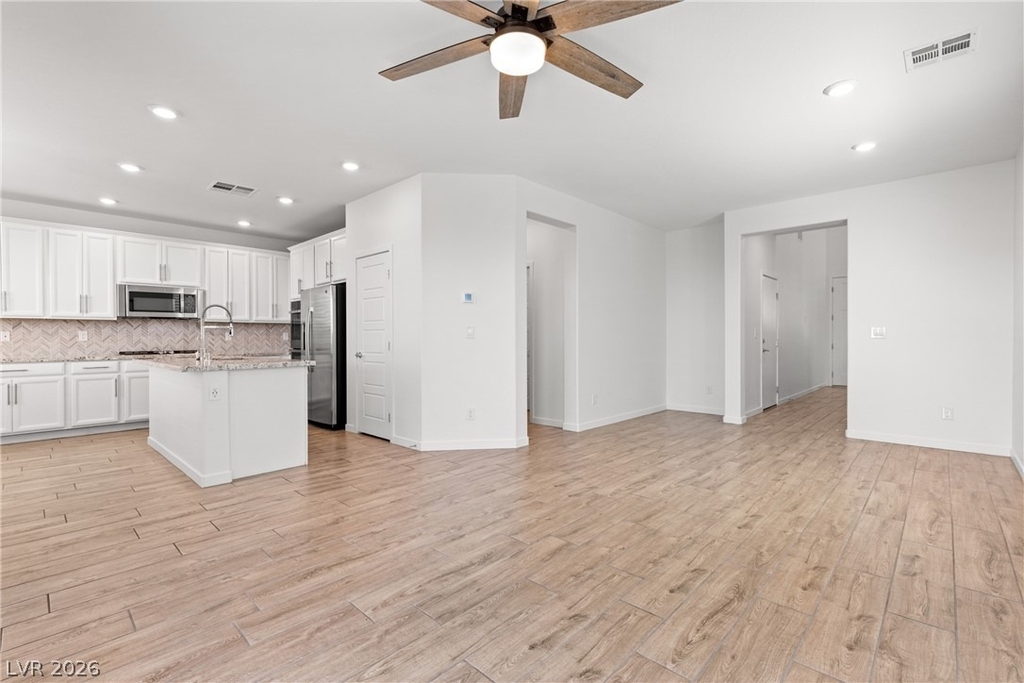 12349 Harbor Isle Avenue - Photo 4