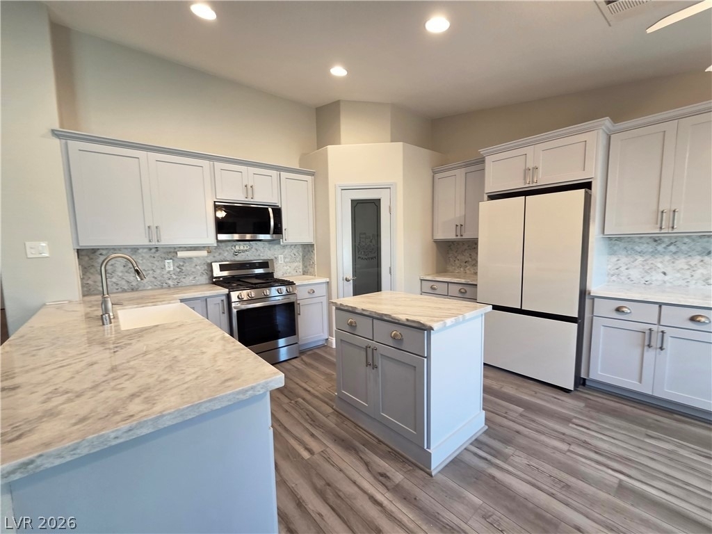 6029 Cocktail Drive - Photo 3