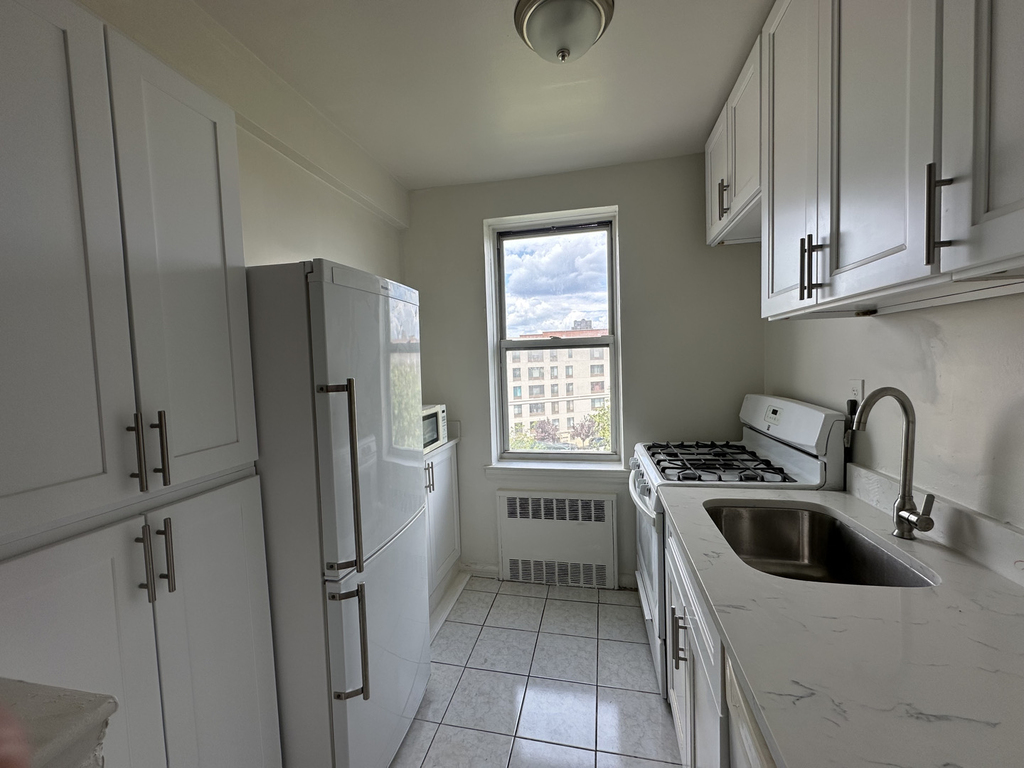 105-24 64th Road - Photo 4
