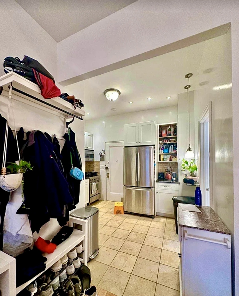 172 East 91st Street - Photo 5