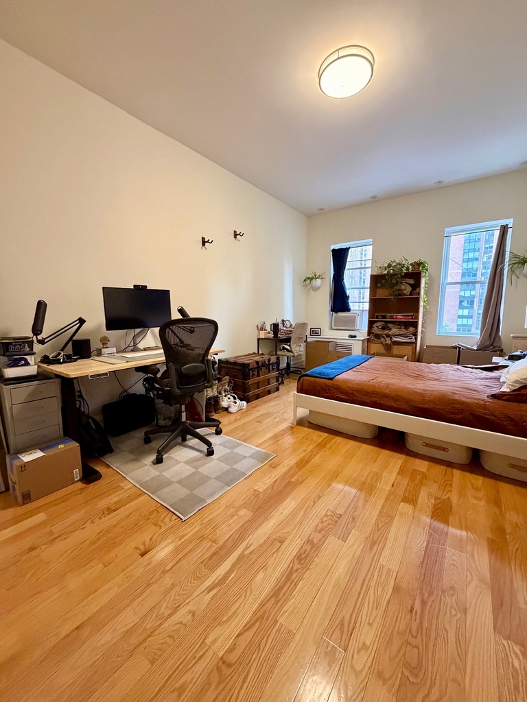172 East 91st Street - Photo 4