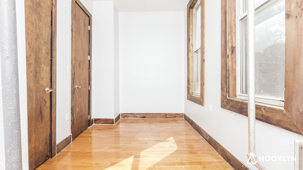 179 Stanhope St 11237 - Photo 4