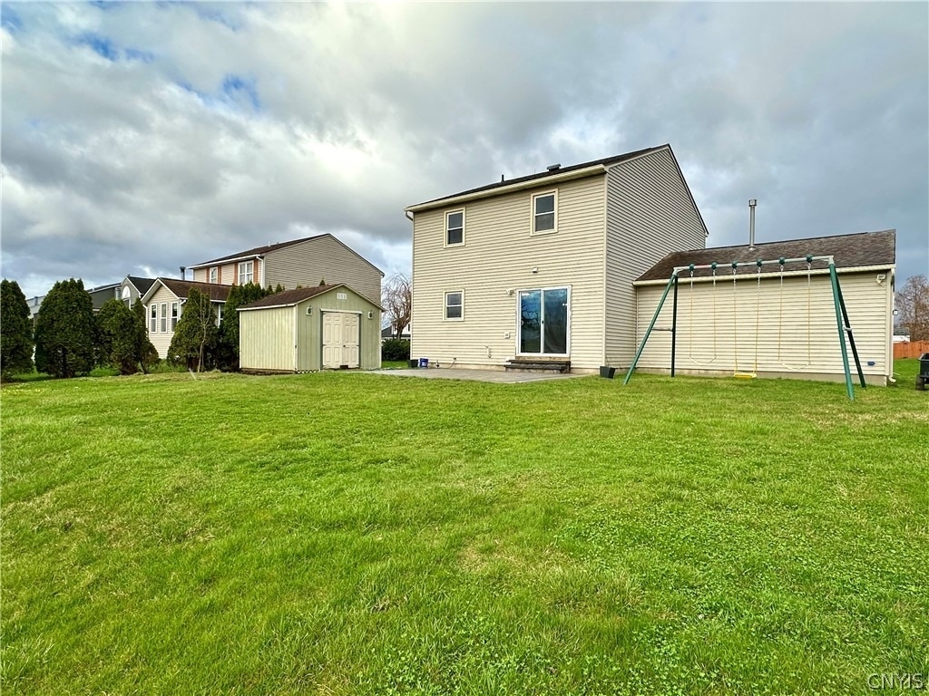 8662 Bayview Drive - Photo 33