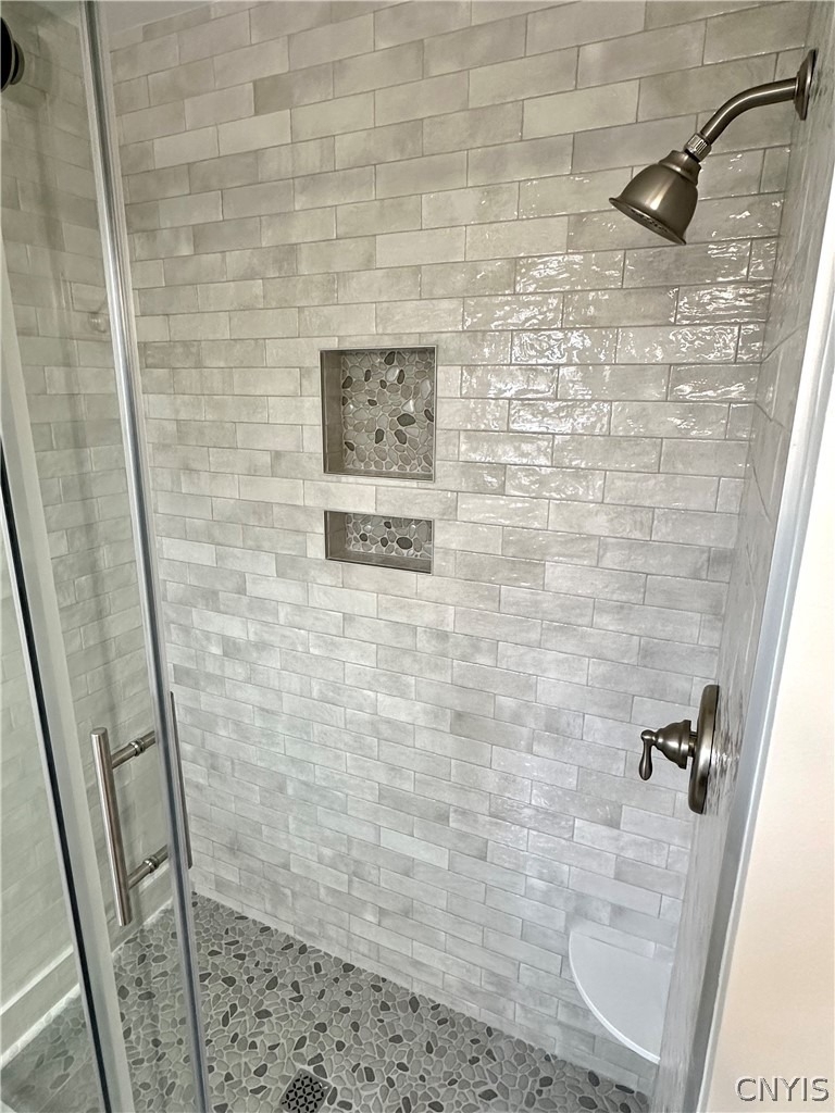 8662 Bayview Drive - Photo 19