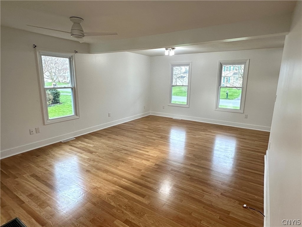8662 Bayview Drive - Photo 5