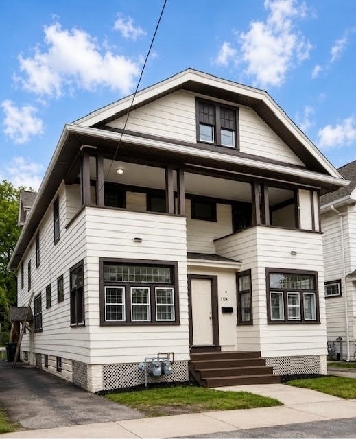 1786 Clifford Avenue - Photo 0