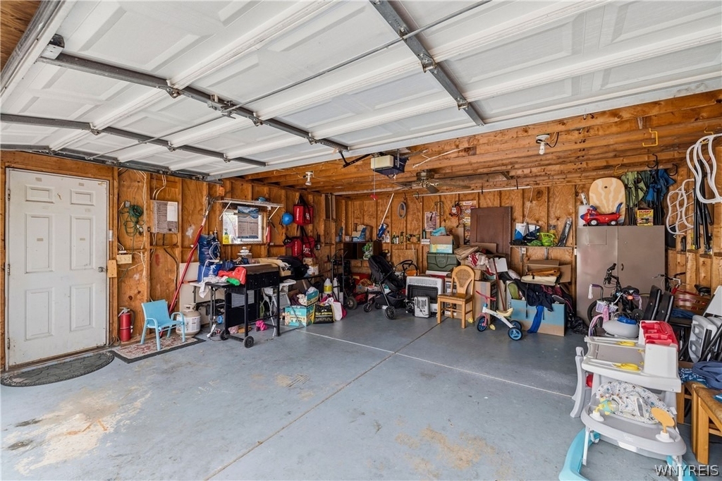 136 Mapleview Road - Photo 2