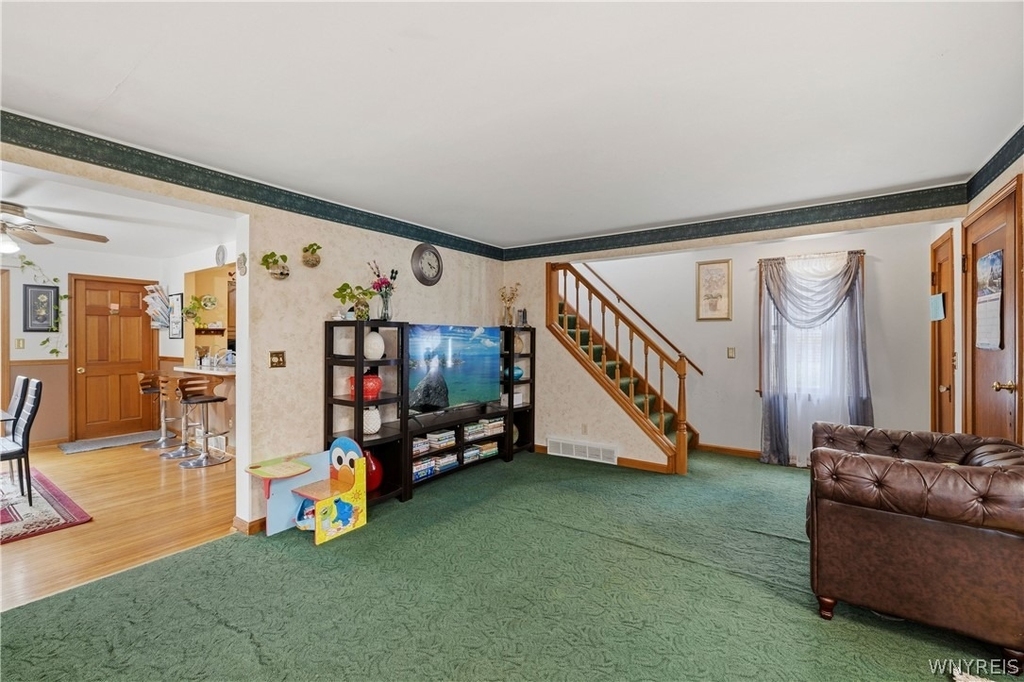 136 Mapleview Road - Photo 8