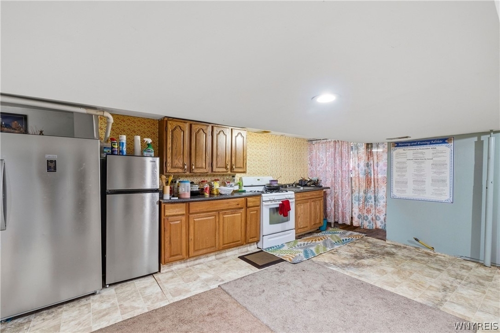 136 Mapleview Road - Photo 16