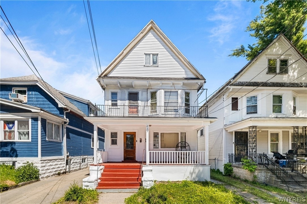 213 Keystone Street - Photo 0