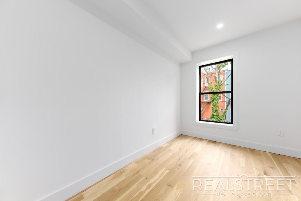 15 Hampton Pl - Photo 7