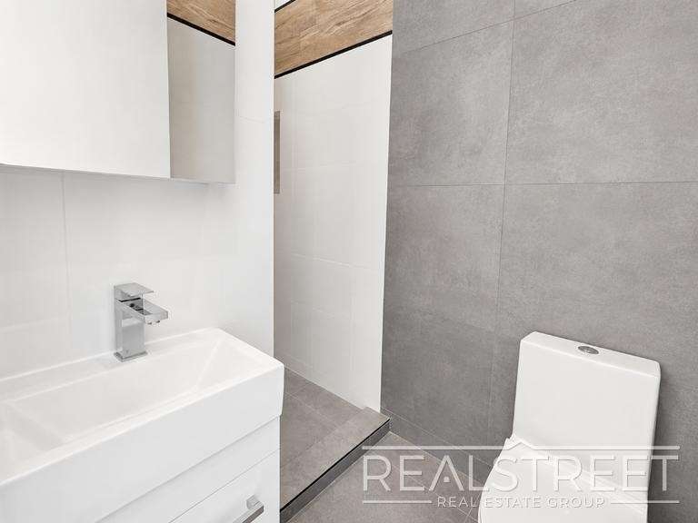 729 Rogers Avenue - Photo 4