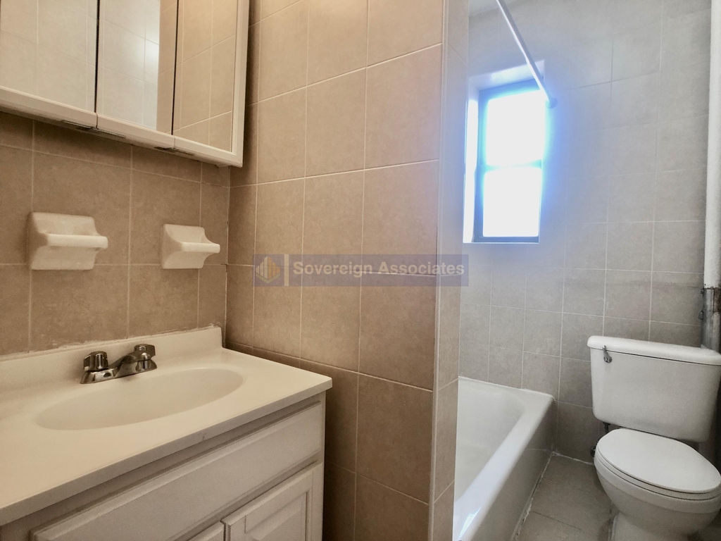 305 Convent Avenue - Photo 4