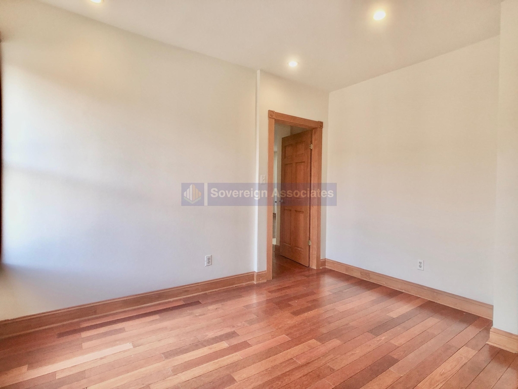305 Convent Avenue - Photo 7