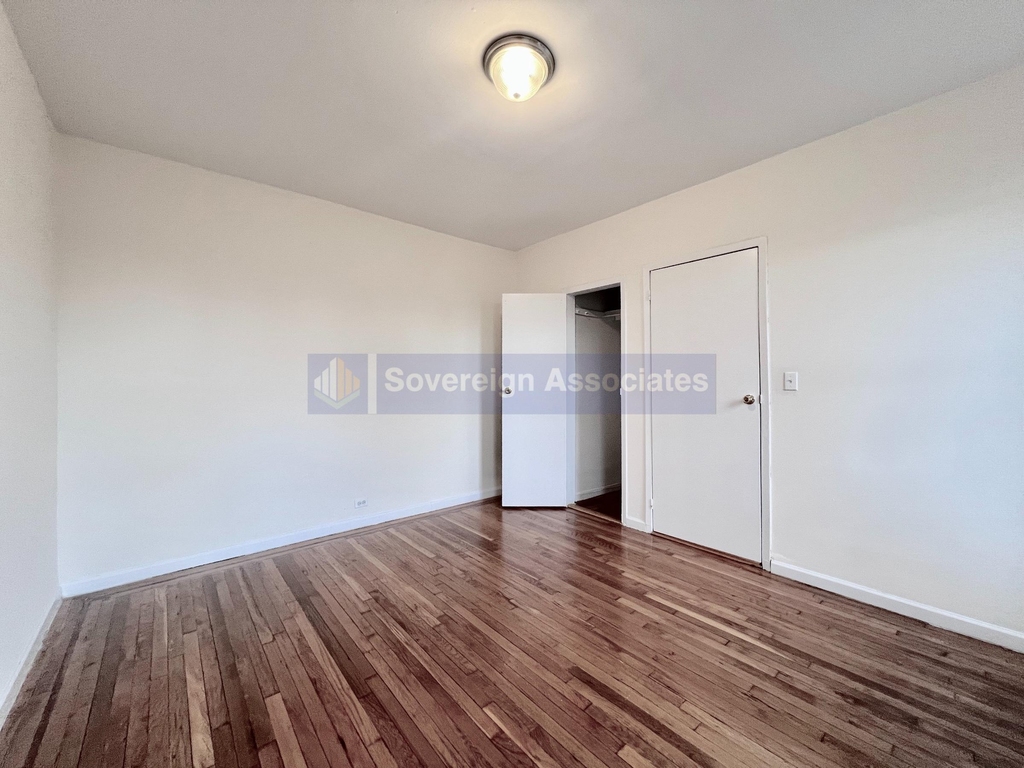 20 Magaw Place - Photo 6