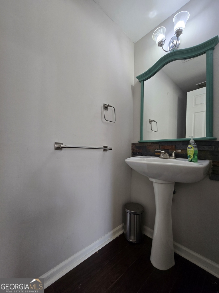 4761 Highpoint Way - Photo 12