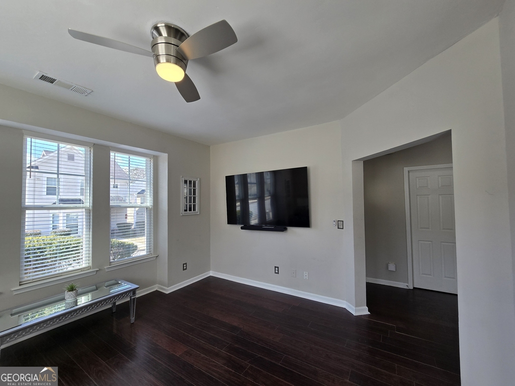 4761 Highpoint Way - Photo 7