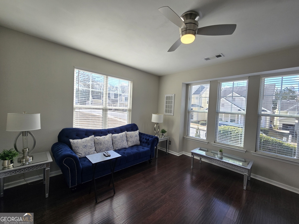 4761 Highpoint Way - Photo 4