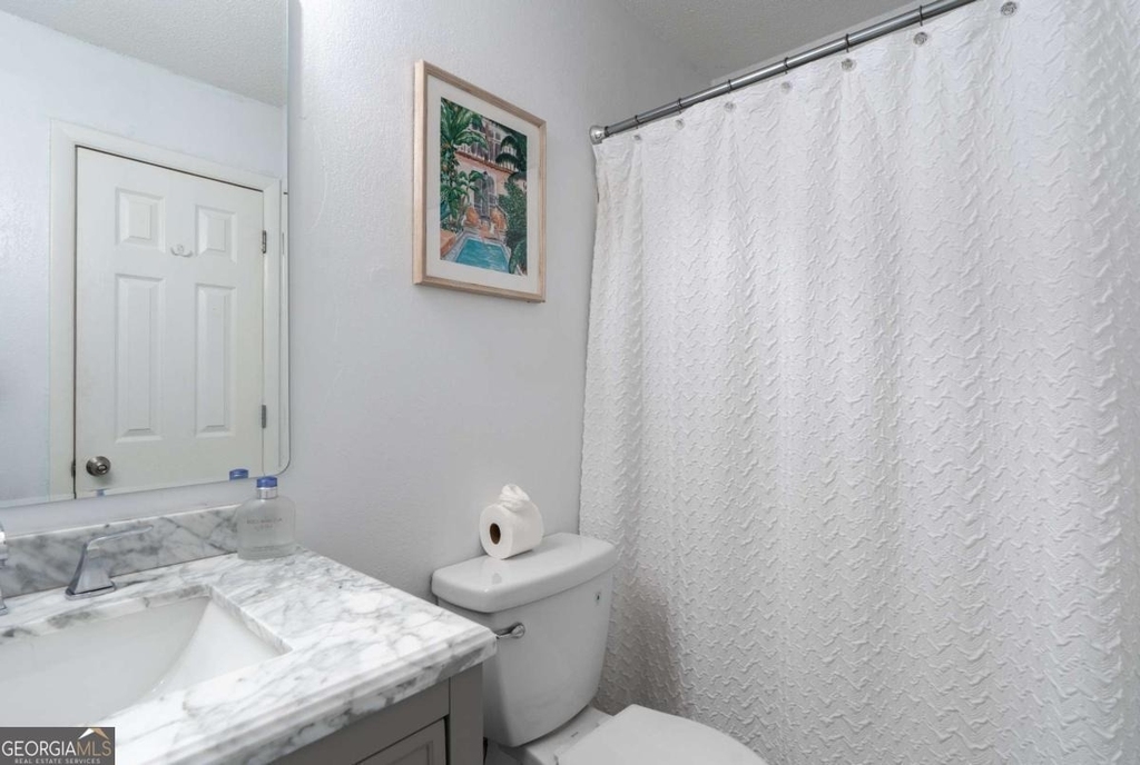 6900 Roswell Road - Photo 37