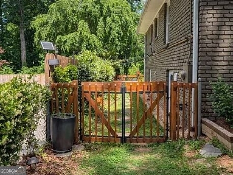 2511 Clairmont Road Ne - Photo 3