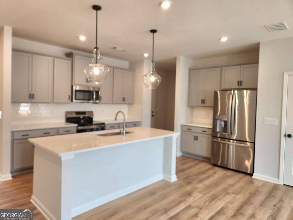848 Leraes Way - Photo 2