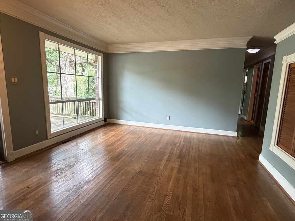 1054 College Station Road - Photo 2