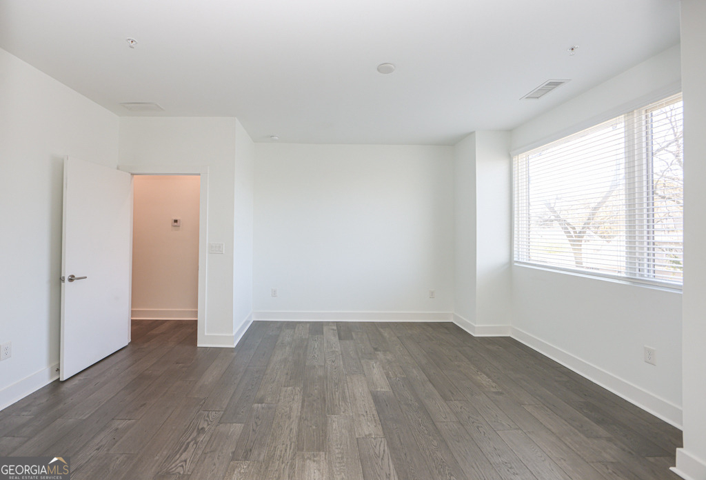 1145 Kirkwood Avenue Se - Photo 24