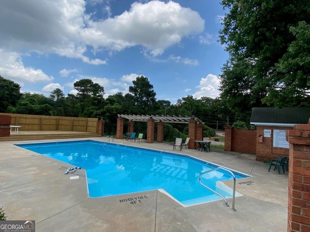2165 S Milledge Avenue - Photo 9