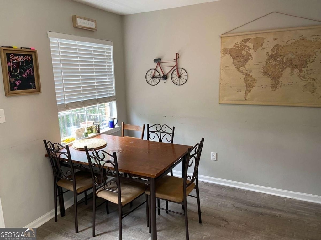 2165 S Milledge Avenue - Photo 3