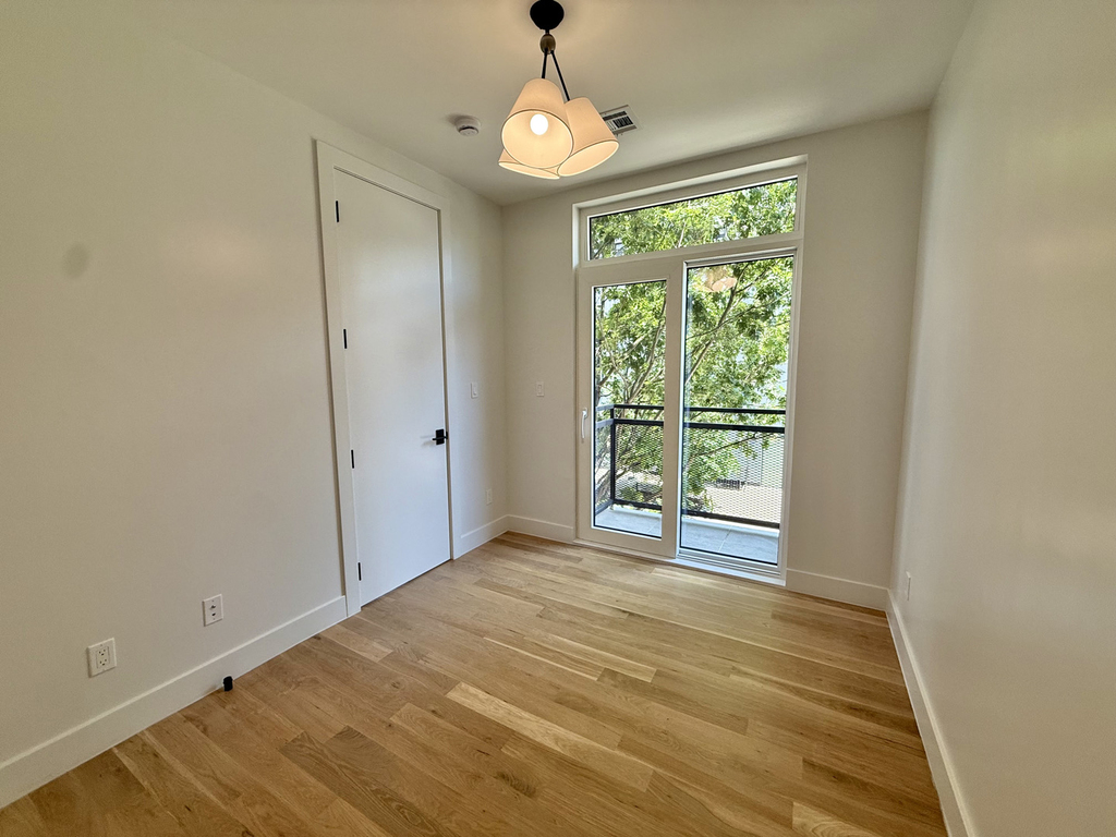 592 Bushwick Avenue - Photo 3