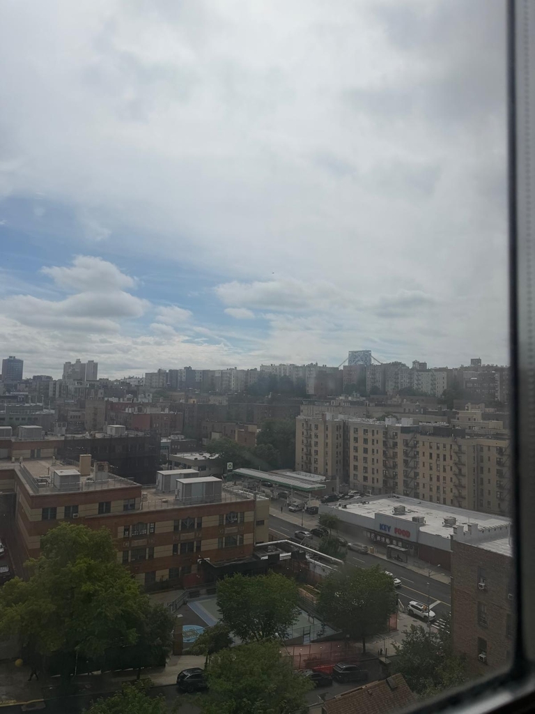 West 188th Street - Photo 15