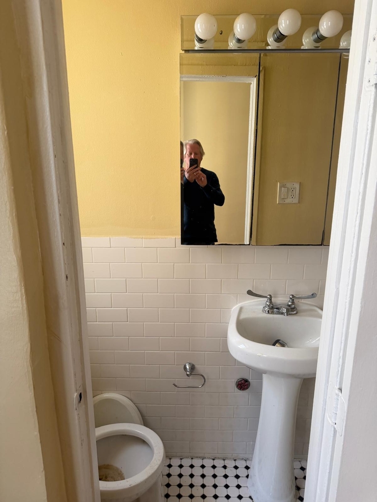 West 176th Street - Photo 4