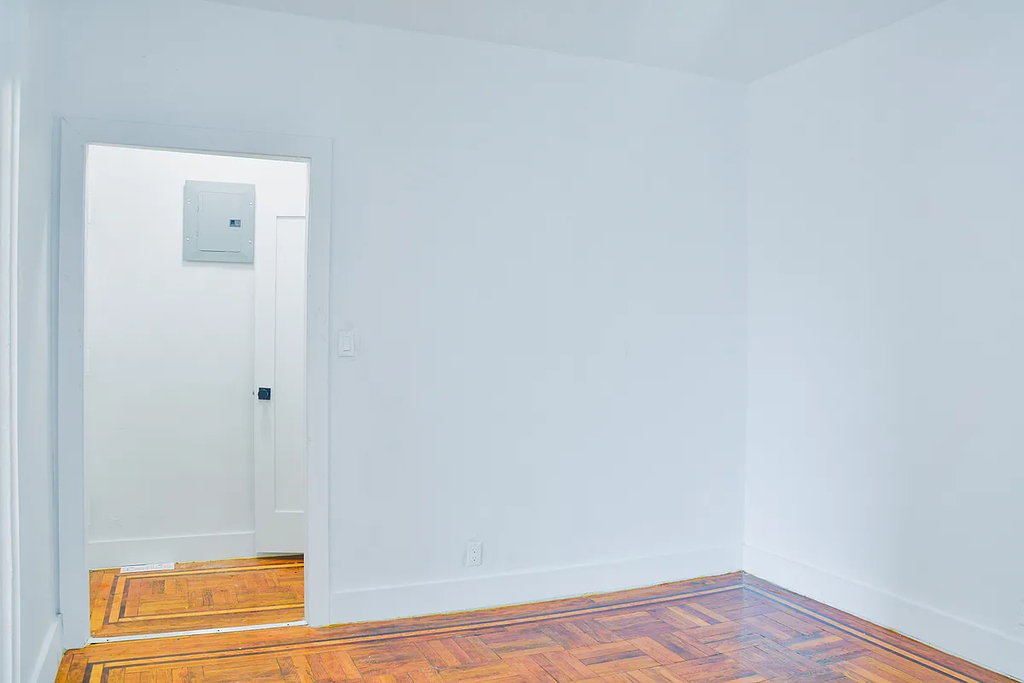 35 Thayer Street - Photo 5