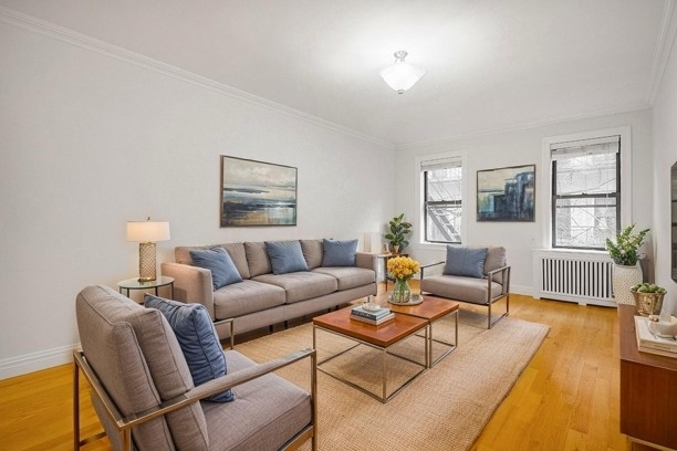 340 East 66th Street - Photo 3