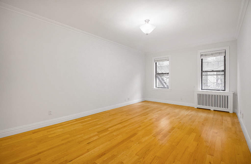 340 East 66th Street - Photo 4