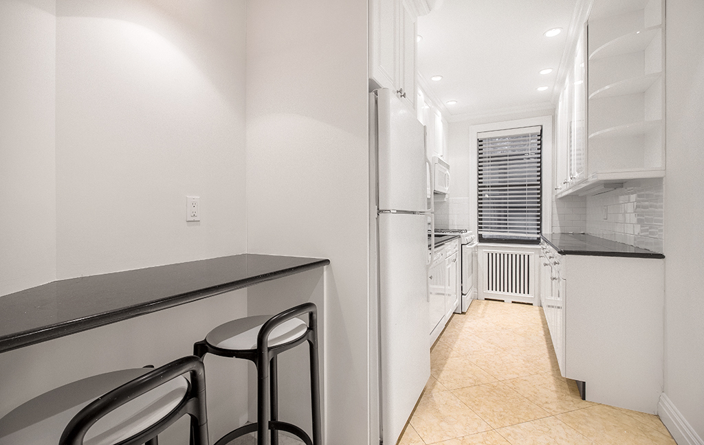 340 East 66th Street - Photo 1