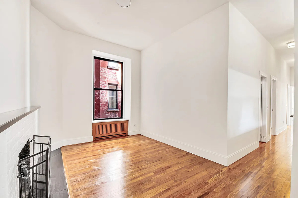 121 Madison Avenue - Photo 3