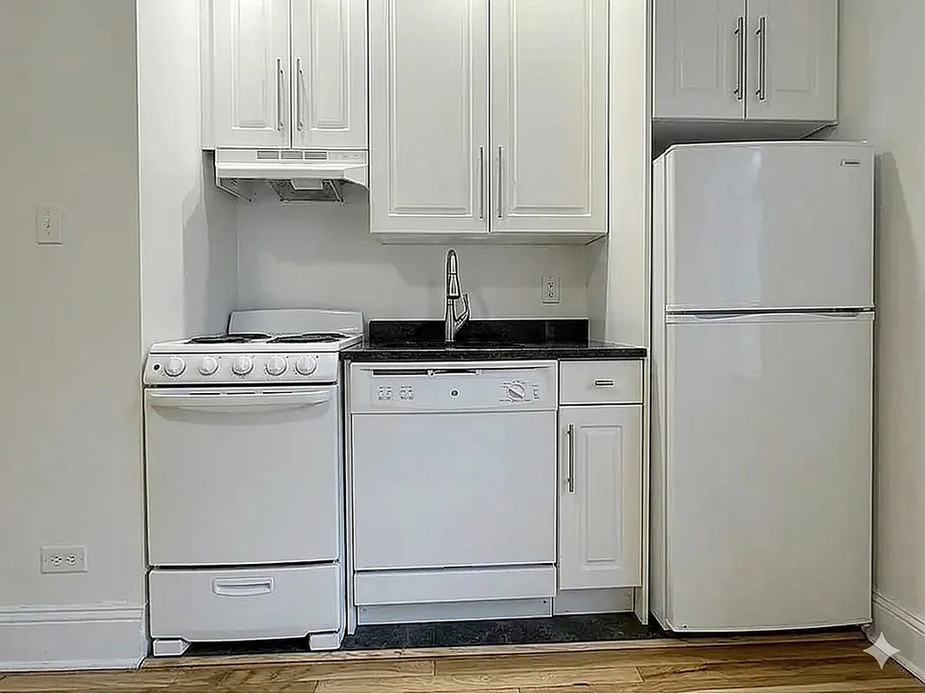 214 East 51st Street - Photo 1