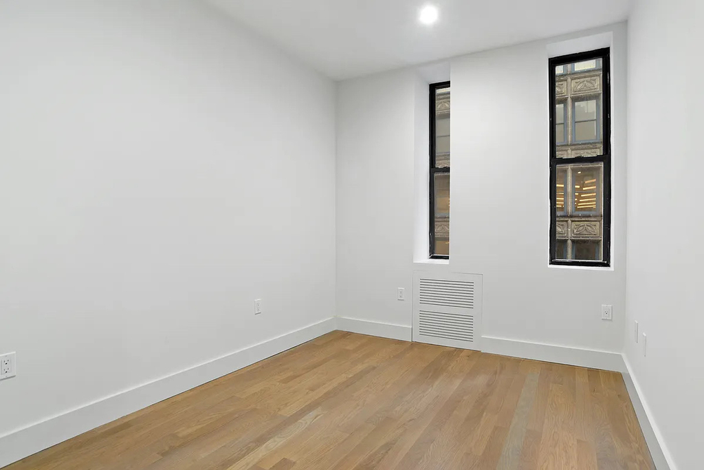 121 Madison Avenue - Photo 3