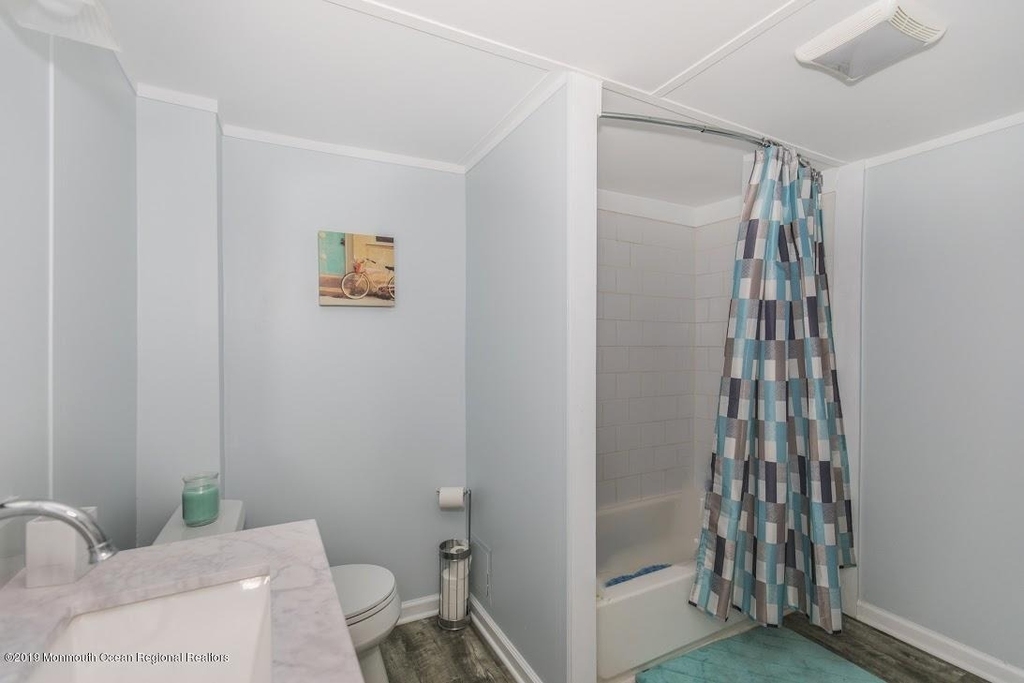 105 Webb Avenue - Photo 17