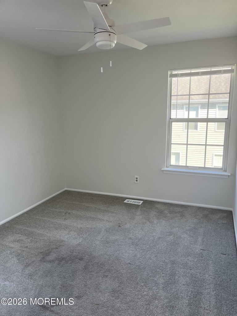 157 Malibu Drive - Photo 10