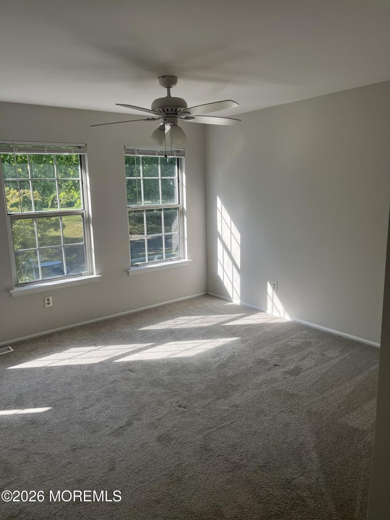 157 Malibu Drive - Photo 8