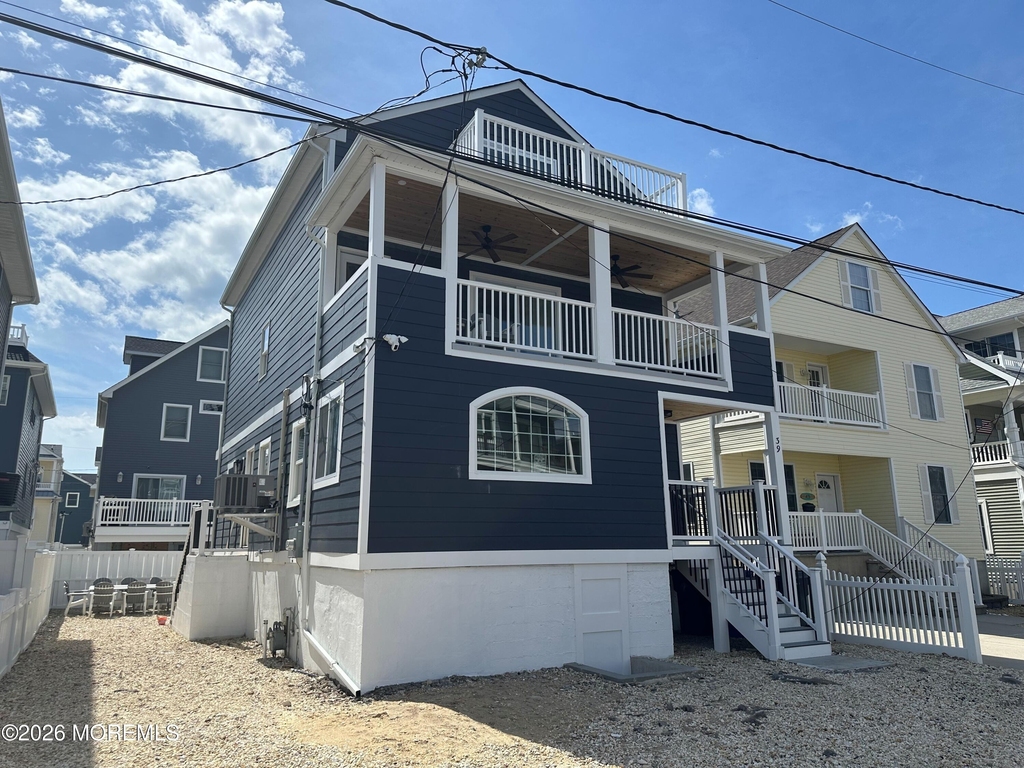 39 Coolidge Avenue - Photo 21