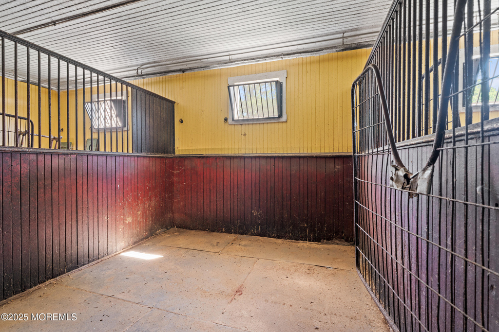 525 Cooper Road - Photo 6