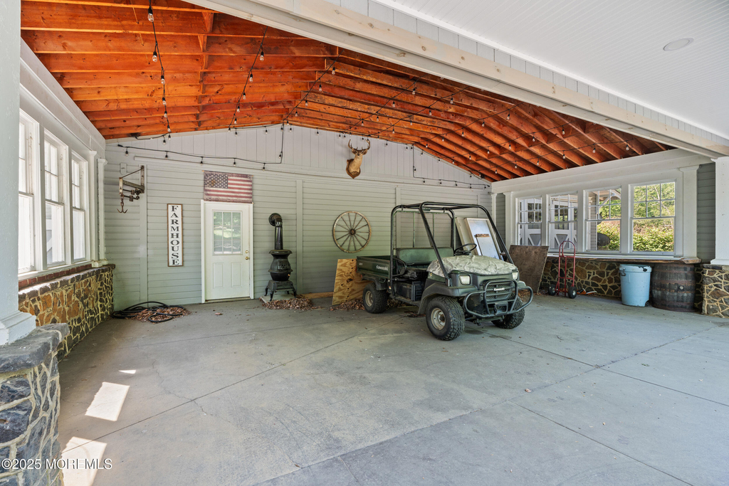525 Cooper Road - Photo 8