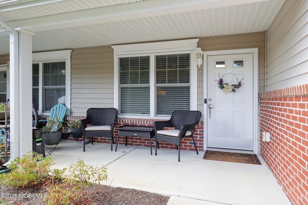 207 Harvest Way - Photo 1
